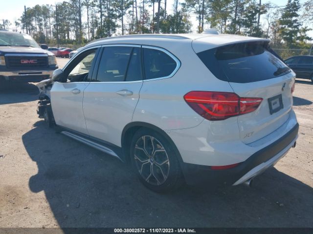 2020 BMW X1 WBXJG9C03L5R51738 Photo 2