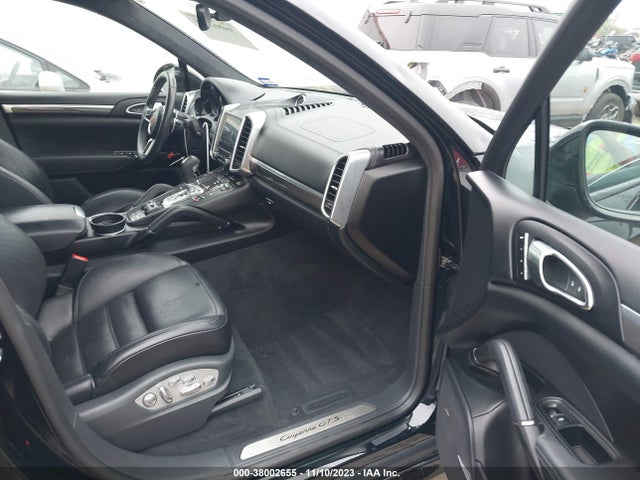 2017 PORSCHE CAYENNE WP1AD2A20HLA81644 Photo 4