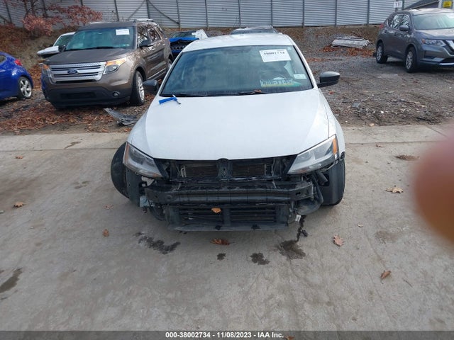 2015 VOLKSWAGEN JETTA 1.8T SPORT VIN: 3VWD17AJ9FM415089
