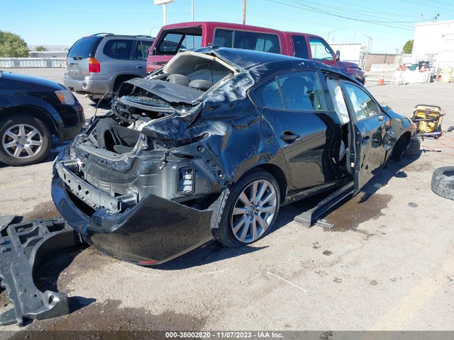 JM1BPADLXL1170136 Mazda Mazda3 Preferred Package