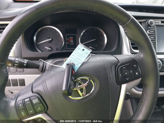 2016 TOYOTA HIGHLANDER XLE V6 VIN: 5TDJKRFH4GS245181