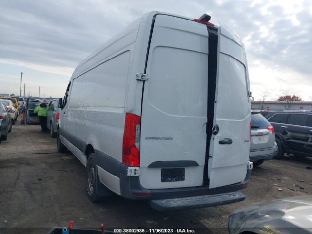 W1W40CHY3MT051207 Mercedes-Benz Sprinter 2500 High Roof I4