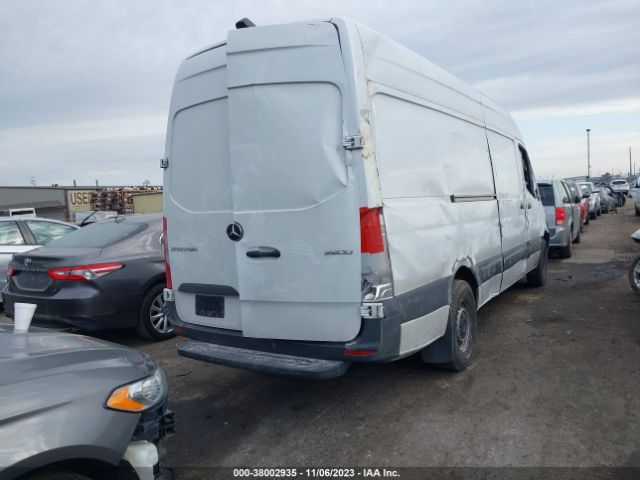 W1W40CHY3MT051207 Mercedes-Benz Sprinter 2500 High Roof I4