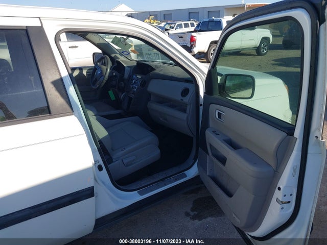 Honda PILOT LX 2015 5FNYF3H2XFB002843 Image 5