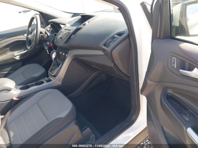 1FMCU0GXXEUB26219 Ford ESCAPE SE