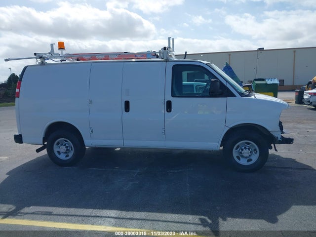 Chevrolet EXPRESS CARGO VAN 2017 1GCWGAFF3H1118931 Image 14