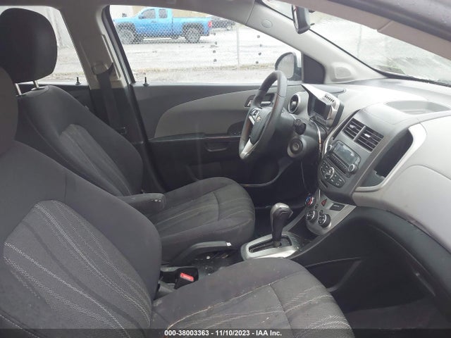 Chevrolet Sonic Lt Auto 2015 1G1JC6SH5F4172746 Image 5