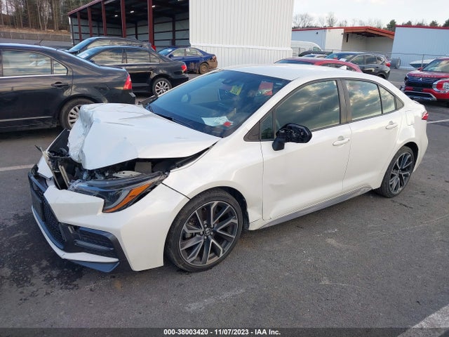 Toyota COROLLA SE 2020 JTDS4RCE6LJ002276 Image 2