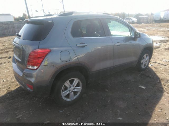 3GNCJPSB2LL275059 Chevrolet Trax Awd Lt