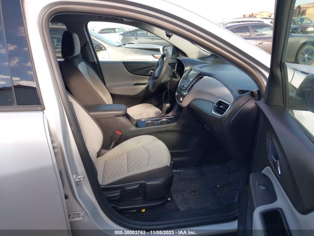 Chevrolet EQUINOX LS 2019 2GNAXHEV9K6211573 Image 5
