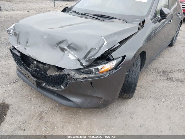 2019 MAZDA MAZDA3 PREFERRED PACKAGE VIN: JM1BPAMM7K1131902