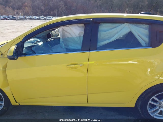 Chevrolet Sonic Lt Auto 2015 1G1JC6SHXF4206325 Image 14