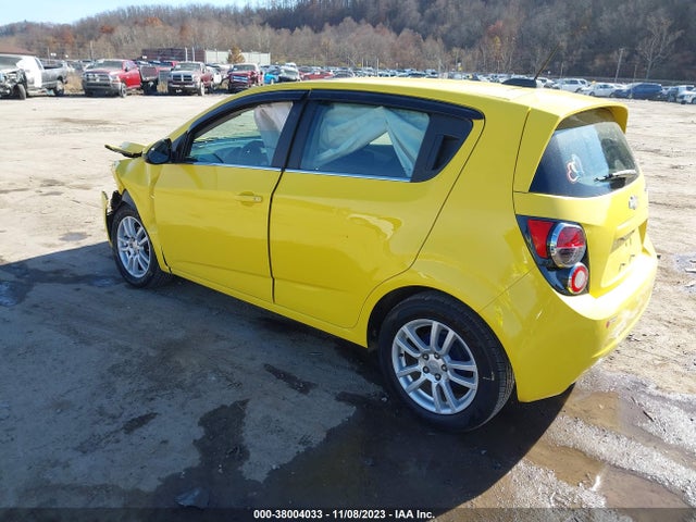 Chevrolet Sonic Lt Auto 2015 1G1JC6SHXF4206325 Image 3