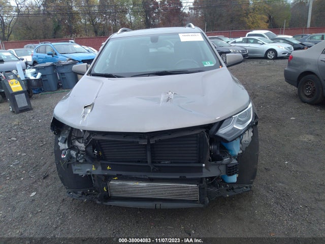 Chevrolet EQUINOX LT 2018 3GNAXSEV8JS613310 Image 12