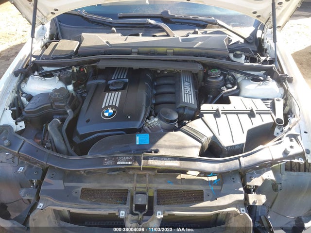 2007 BMW 3 SERIES 328I VIN: WBAVC53517FZ75516
