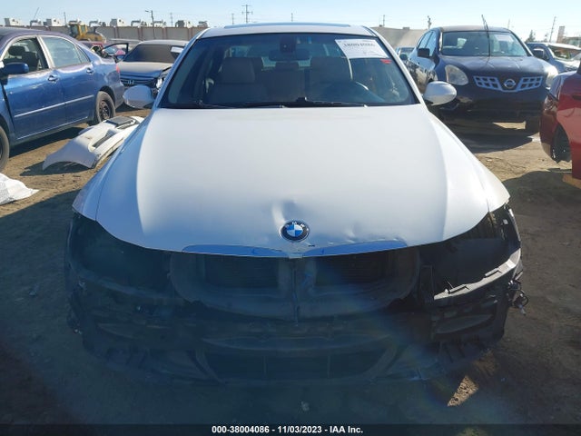 2007 BMW 3 SERIES 328I VIN: WBAVC53517FZ75516