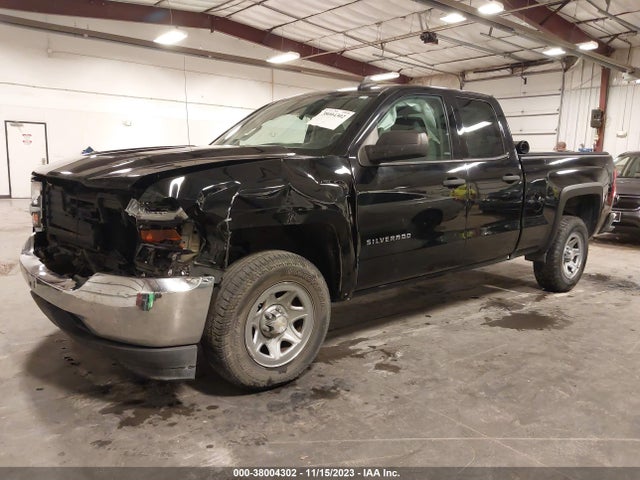 Chevrolet Silverado 1500 Ls 2017 1GCRCNEH2HZ261678 Image 2