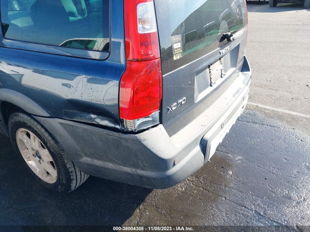 2006 VOLVO XC70 2.5T VIN: YV4SZ592661243733