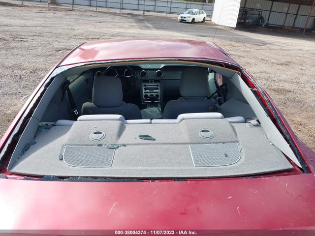 2005 FORD MUSTANG V6 DELUXE/V6 PREMIUM VIN: 1ZVFT80N855108840