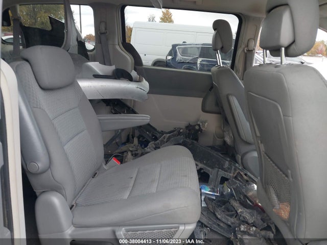 2010 CHRYSLER TOWN & COUNTRY TOURING VIN: 2A4RR5D14AR346261