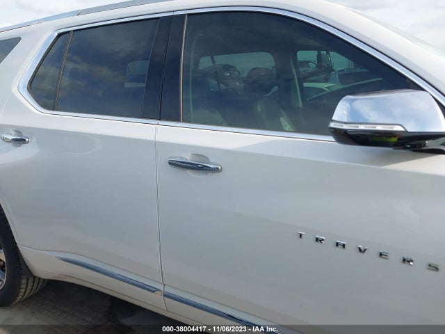 Chevrolet Traverse Premier 2018 1GNERKKW5JJ176425 Image 13