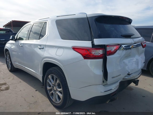 Chevrolet Traverse Premier 2018 1GNERKKW5JJ176425 Image 3