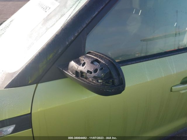 KNDJN2A21E7041091 KIA Soul Base