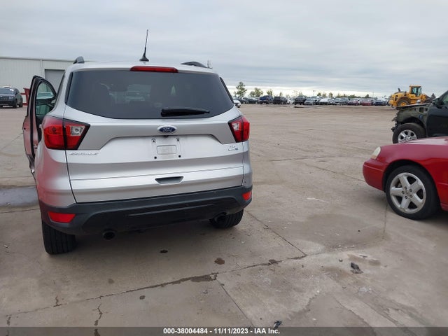Ford ESCAPE SE 2019 1FMCU9GD3KUA07241 Image 17