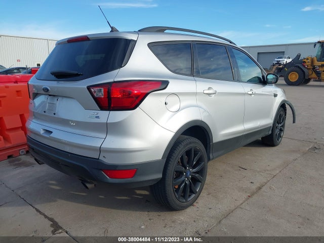 Ford ESCAPE SE 2019 1FMCU9GD3KUA07241 Image 4