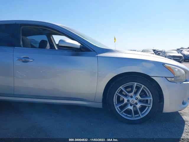 2010 NISSAN MAXIMA 3.5 S VIN: 1N4AA5APXAC807027