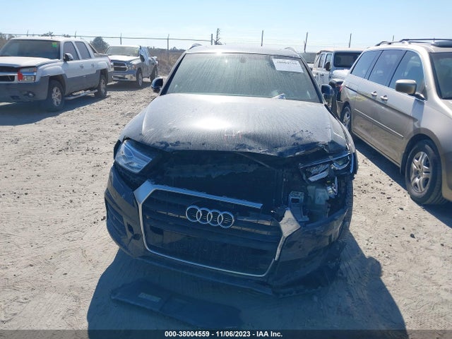 WA1HCCFS6HR013308 Audi Q3 2.0t Premium