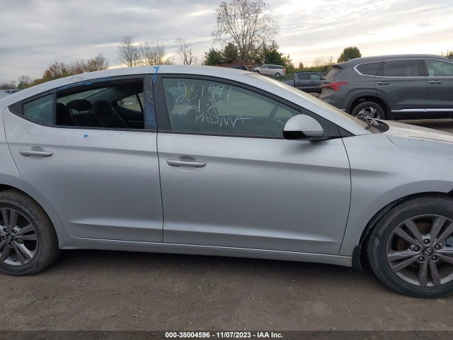 2018 HYUNDAI ELANTRA SEL VIN: KMHD84LF2JU620842