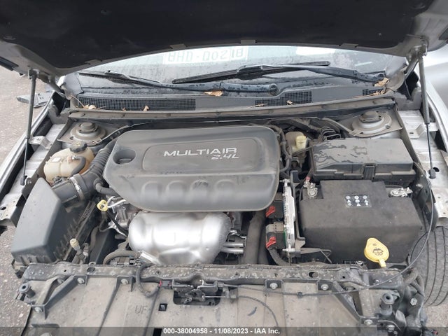 1C3CCCBBXFN606622 Chrysler 200 S