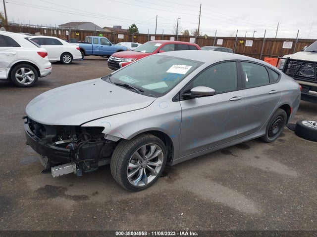 1C3CCCBBXFN606622 Chrysler 200 S