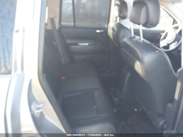 1C4NJDEB3GD631736 Jeep Compass Latitude