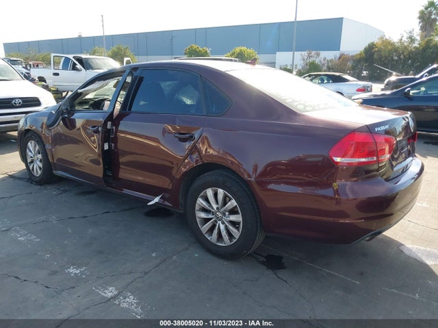 1VWAT7A30EC066726 Volkswagen Passat Wolfsburg Ed