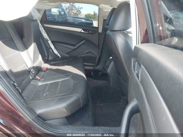 1VWAT7A30EC066726 Volkswagen Passat Wolfsburg Ed