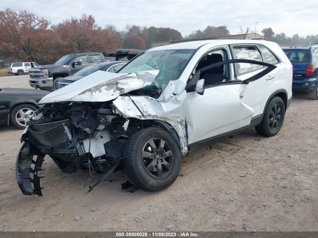 2012 KIA SORENTO LX VIN: 5XYKT3A11CG268935