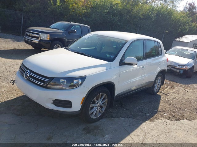 WVGBV3AX1EW550993 Volkswagen TIGUAN SE