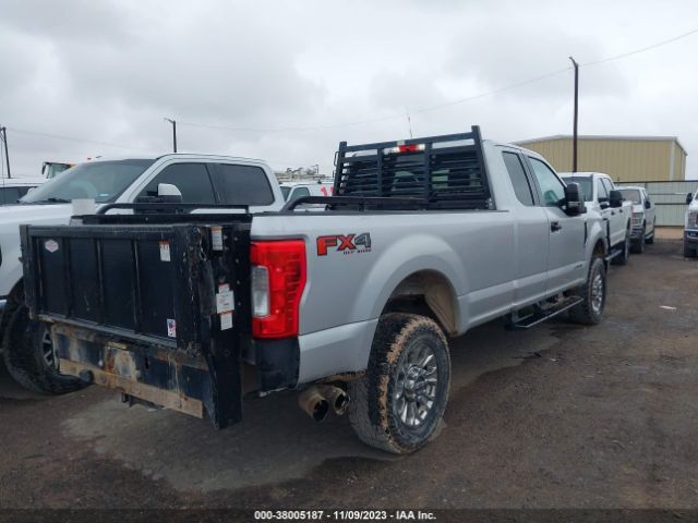 1FT7X2BTXJEC18707 Ford F-250 Xlt