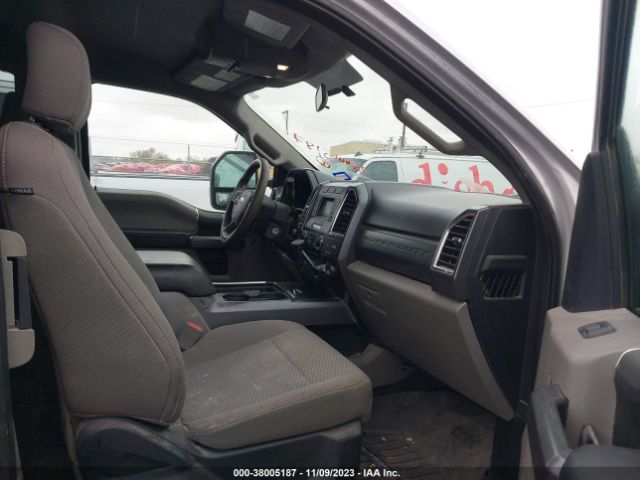 1FT7X2BTXJEC18707 Ford F-250 Xlt