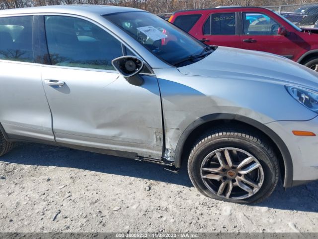 WP1AA2A26JKA04846 Porsche Cayenne