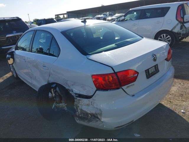 3VWD17AJ2EM323529 Volkswagen Jetta 1.8t Se