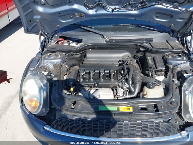 2010 MINI COOPER S WMWMF7C50ATZ74364 Photo 9