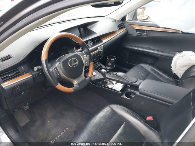 JTHBW1GG7E2040280 Lexus Es 300h Hybrid