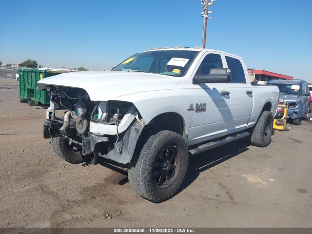 RAM 2500 Tradesman 2014 3C6UR5CL4EG133770 Image 2