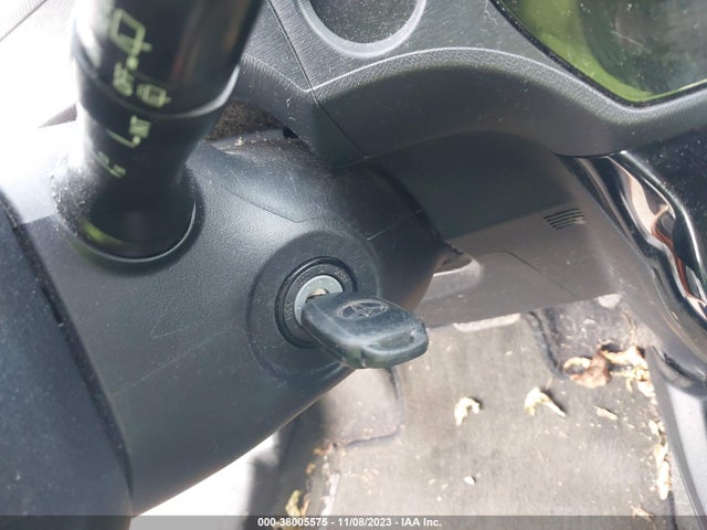 Toyota Prius C Two 2015 JTDKDTB31F1106921 Image 11