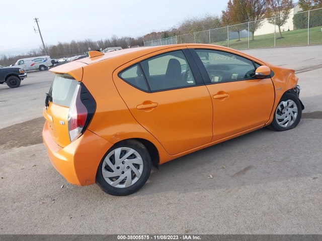 Toyota Prius C Two 2015 JTDKDTB31F1106921 Image 4