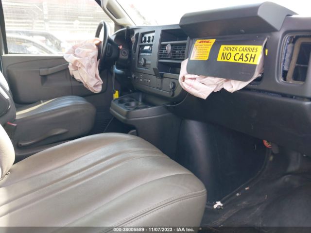 1GCWGAFP5K1239086 Chevrolet Express 2500 Work Van