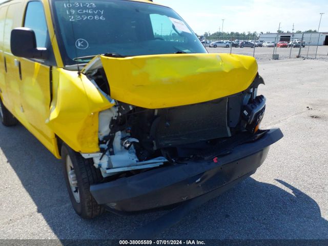 1GCWGAFP5K1239086 Chevrolet Express 2500 Work Van